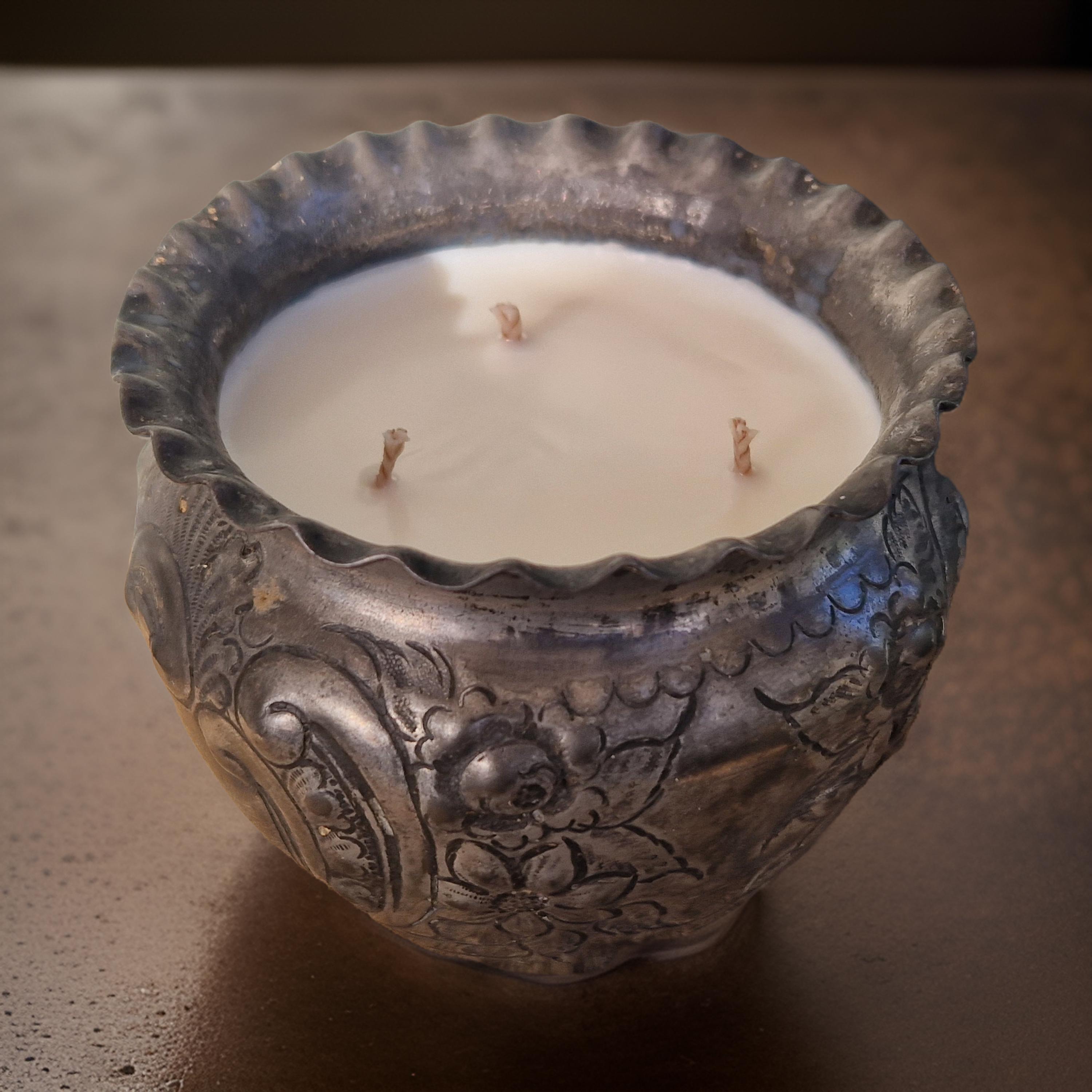 Amber & Rock Salt Candle